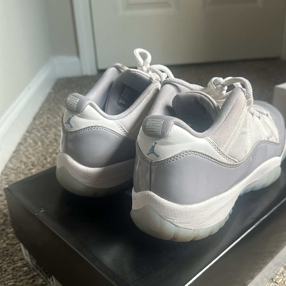 Air Jordan 11 Cement Grey
